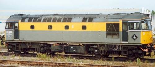 33030 Eastleigh Station 1993