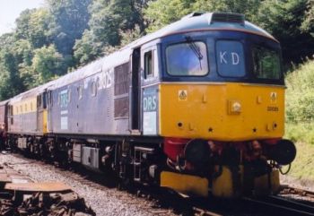 33025 Keighly And Worth Valley Railway. 3rd August 2002